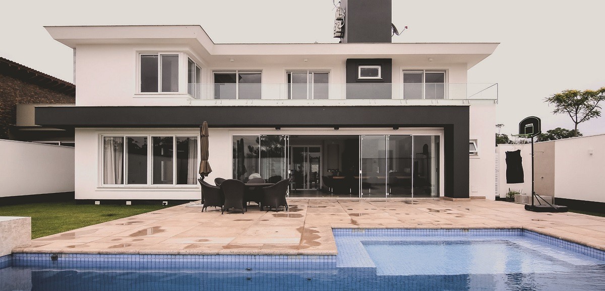 Пластиковая раздвижная дверь KBE 76 Пластиковая раздвижная дверь KBE 76