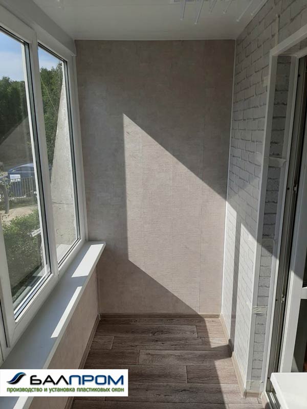 Остекление и отделка балкона под ключ Остекление и отделка балкона под ключ в Балашихе